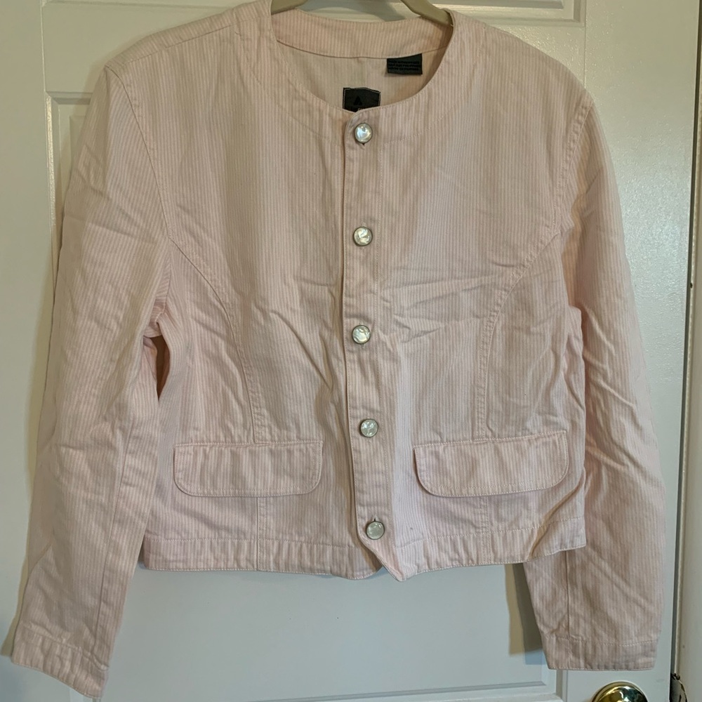 Chic Light Pink Button-Up Blazer